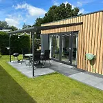 Vakantie Chalet Met Hottub In Ibiza Stijl Te Zeeland