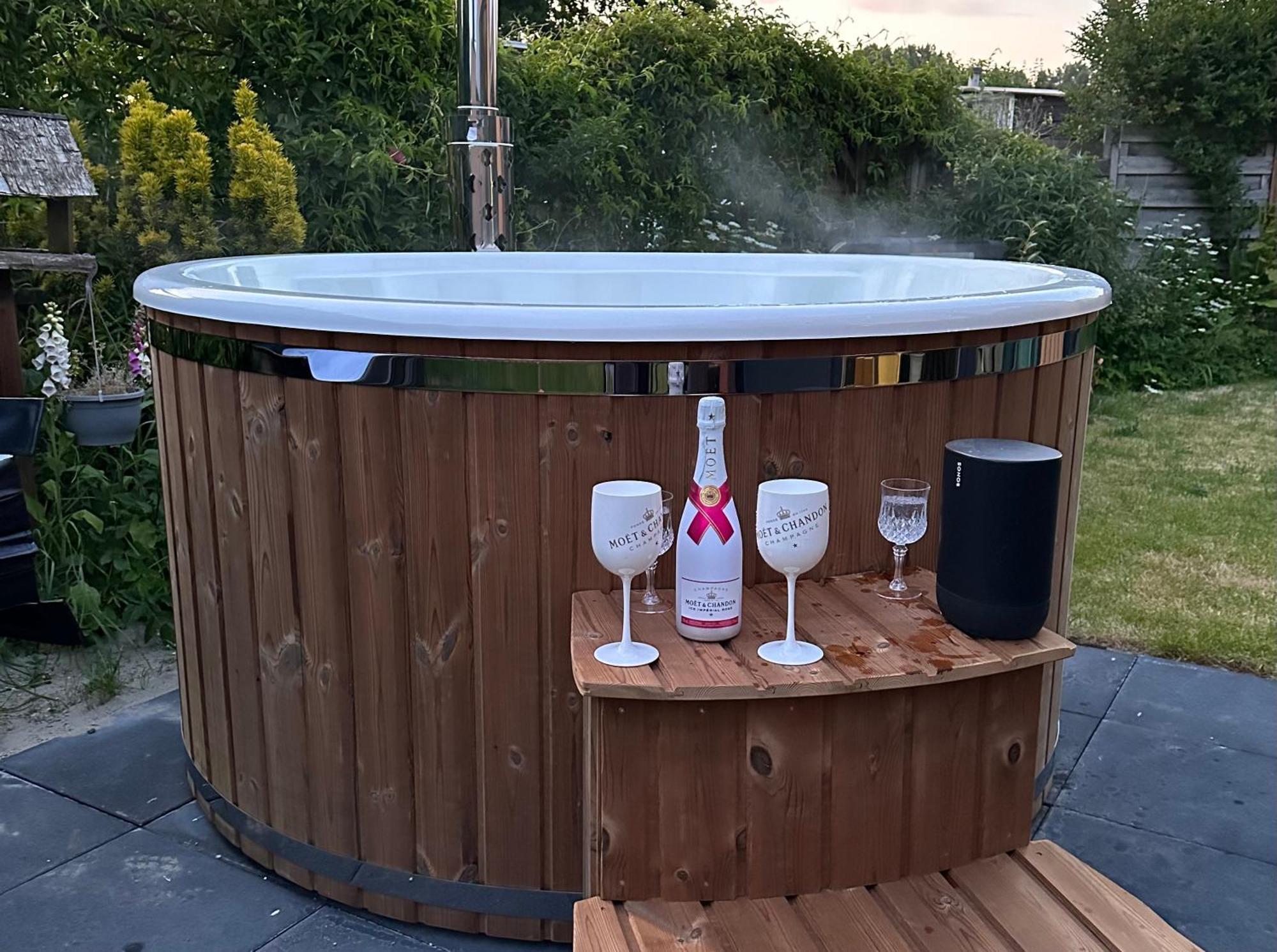 Vakantiehuis Met Hottub In Ibiza Stijl Te Zeeland